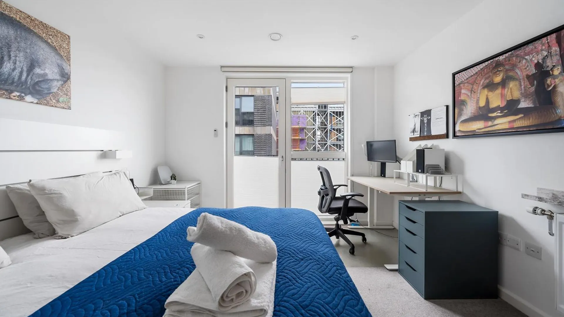 Impeccable Modern 2Br Apartment Peachy Stays Londra