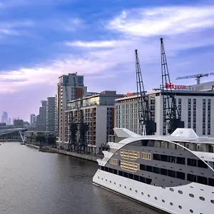 Novotel Excel Hotel